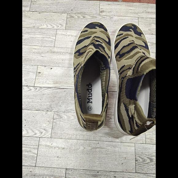 Mudd Joanne Sock Shoes Women's Size 8.5 Green Army Camo Sneakers NWT - Picture 8 of 8